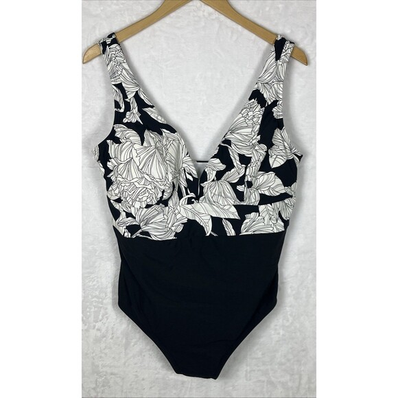 Freshwater Other - Freshwater Women's1 Piece Bathing Suit Floral Black White Size 1X